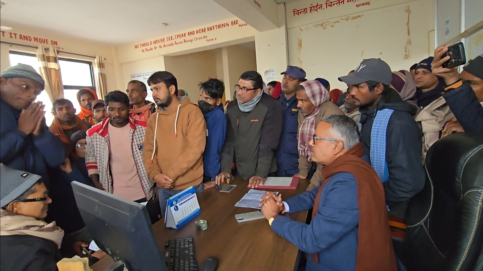 जनप्रतिनिधि तथा नापी कार्यालयको लापरवाहीको कारण नाप नक्सा नहुँदा ६० घरधुरी लालपुर्जा पाउनबाट बन्चित